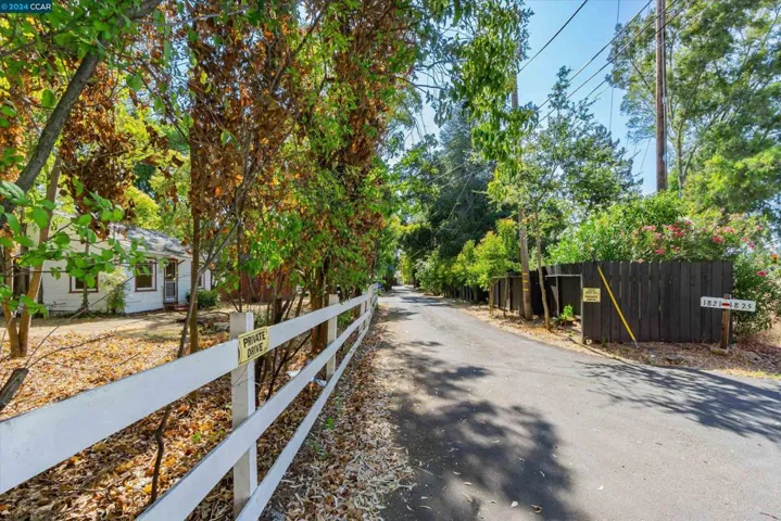 1825 S Main St A, Walnut Creek, California 94595