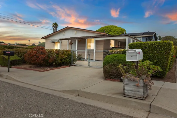 378 N 6th Street, Grover Beach, California 93433