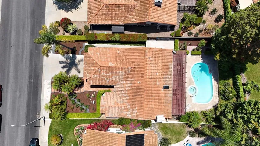 2037 Sonora Ct., Vista, California 92081
