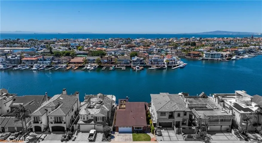 16661 Carousel Lane, Huntington Beach, California 92649