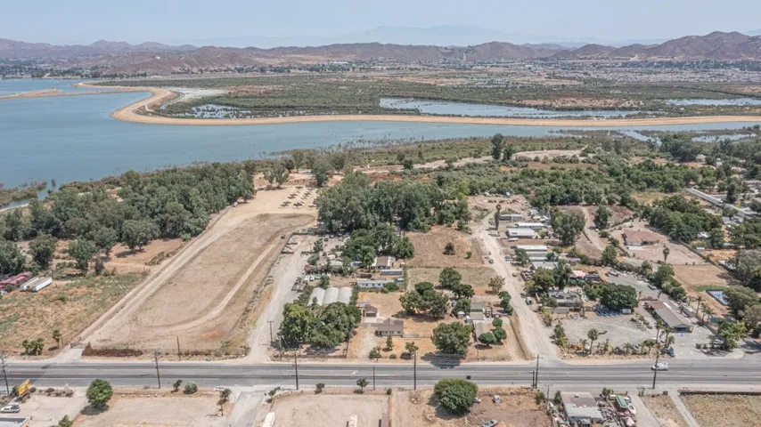 18322 Grand Avenue, Lake Elsinore, California 92530