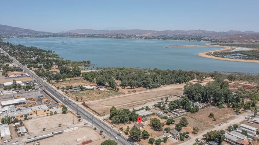 18322 Grand Avenue, Lake Elsinore, California 92530
