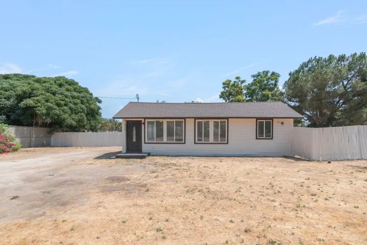 18322 Grand Avenue, Lake Elsinore, California 92530
