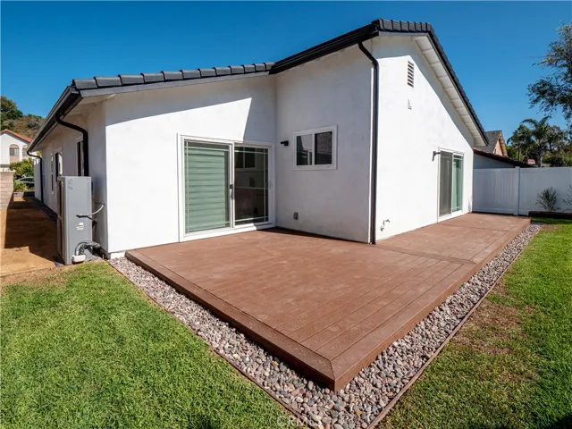 21061 Sharmila, Lake Forest, California 92630