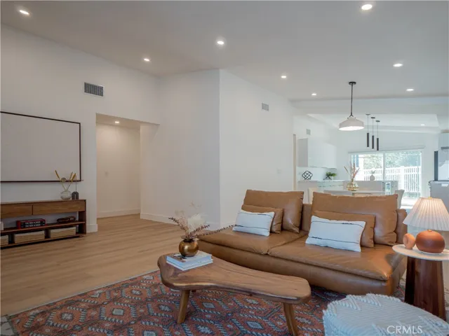 21061 Sharmila, Lake Forest, California 92630