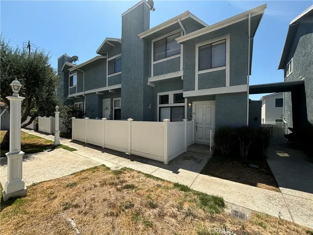 15106 Nordhoff Street 19, North Hills, California 91343