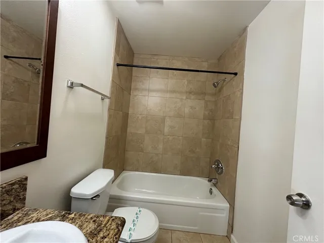 15106 Nordhoff Street 19, North Hills, California 91343