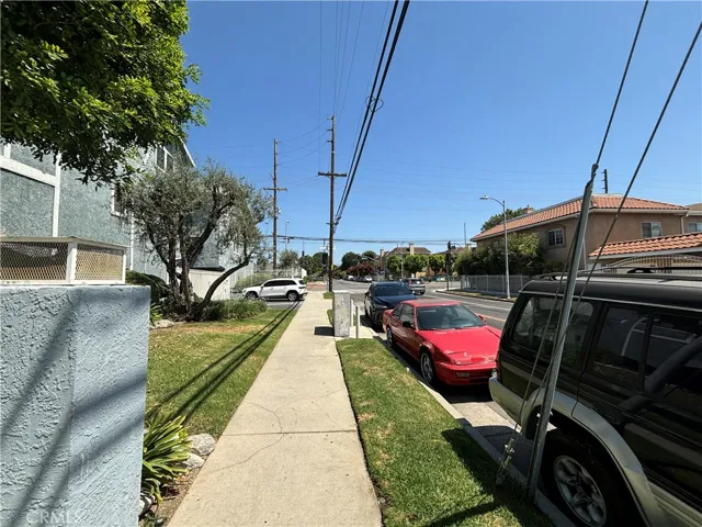 15106 Nordhoff Street 19, North Hills, California 91343