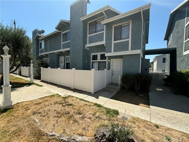 15106 Nordhoff Street 19, North Hills, California 91343