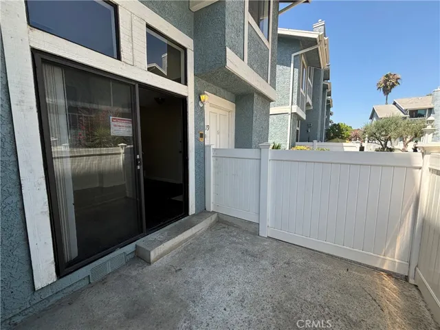 15106 Nordhoff Street 19, North Hills, California 91343