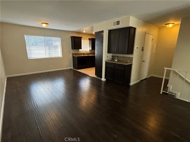 15106 Nordhoff Street 19, North Hills, California 91343