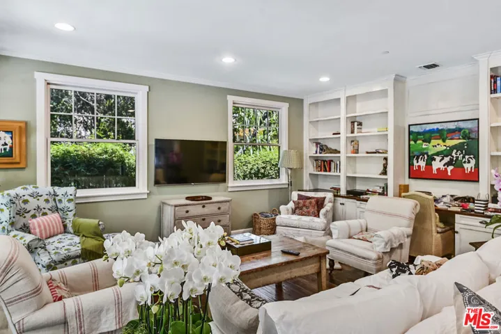 1430 Bonnell Drive, Topanga, California 90290