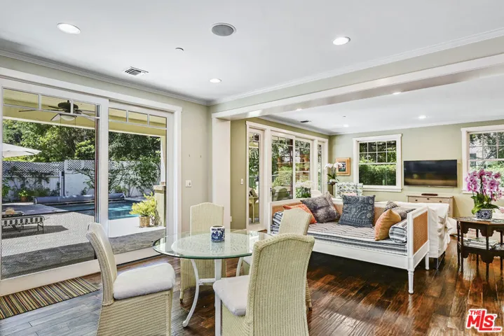 1430 Bonnell Drive, Topanga, California 90290