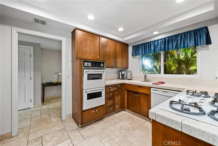 3529 E Tilden Avenue, Orange, California 92869