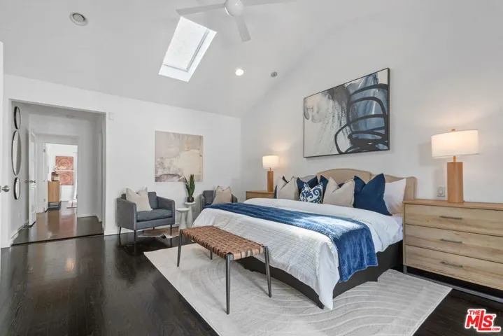 4460 Stansbury Avenue, Sherman Oaks, California 91423