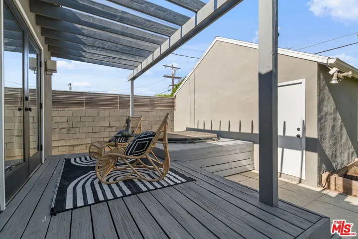 4460 Stansbury Avenue, Sherman Oaks, California 91423