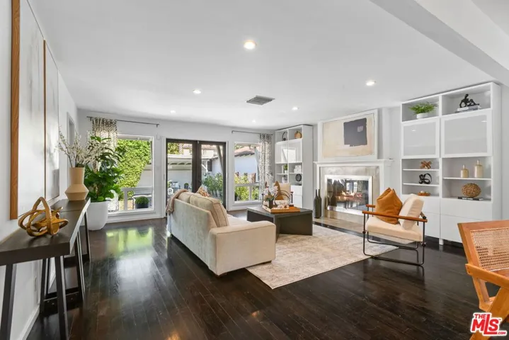 4460 Stansbury Avenue, Sherman Oaks, California 91423