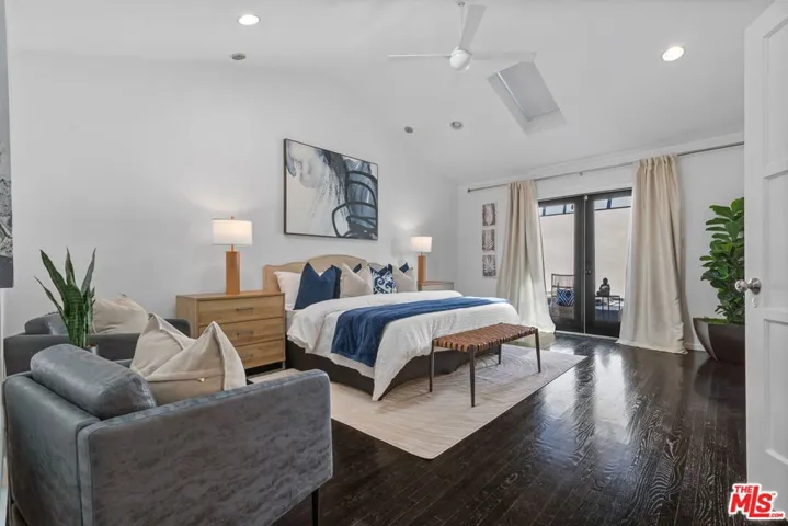 4460 Stansbury Avenue, Sherman Oaks, California 91423
