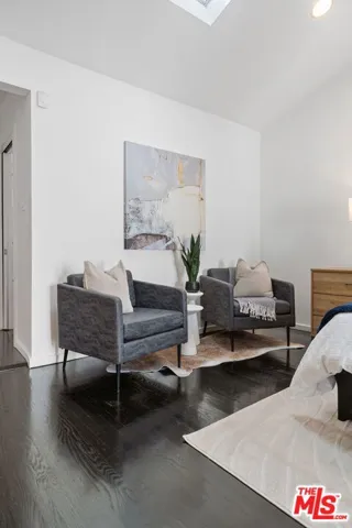 4460 Stansbury Avenue, Sherman Oaks, California 91423