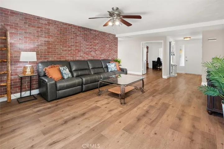 26309 Green Terrace Drive, Newhall, California 91321