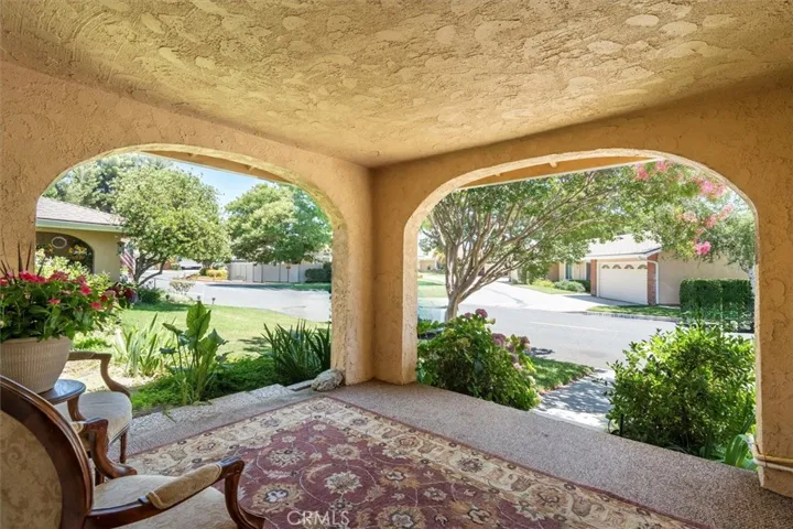 Private Front Porch
