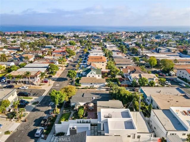 Ocean Close and walk to downtown Dana Point