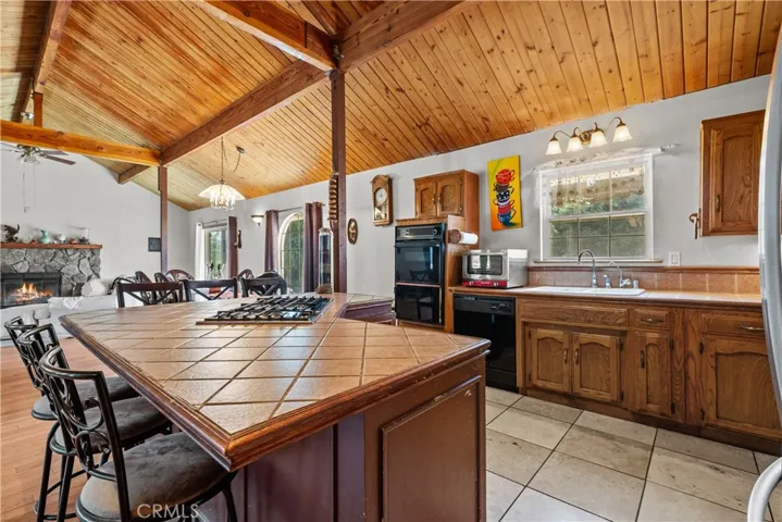 809 Glenbrook Drive, Frazier Park, California 93225