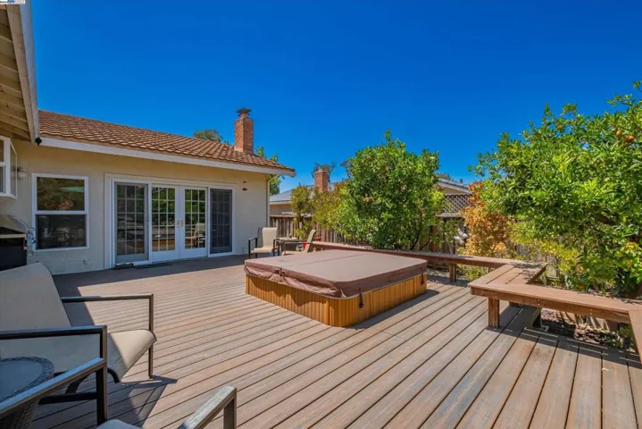 42182 Camino Santa Barbara, Fremont, California 94539