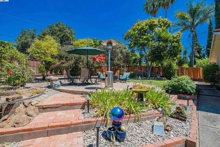 42182 Camino Santa Barbara, Fremont, California 94539
