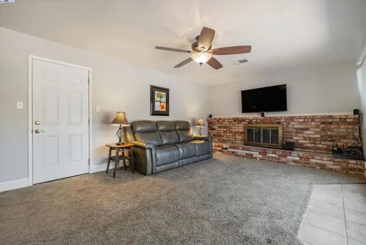 42182 Camino Santa Barbara, Fremont, California 94539