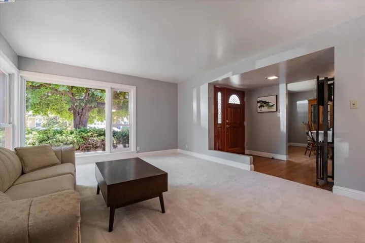 42182 Camino Santa Barbara, Fremont, California 94539