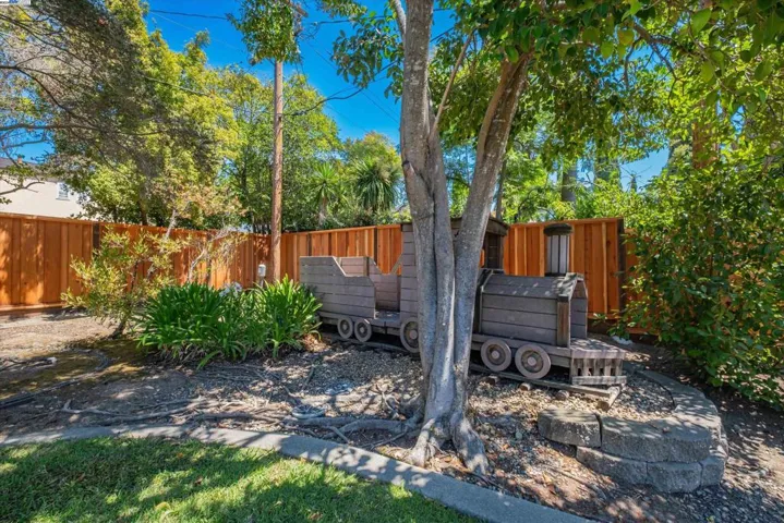 42182 Camino Santa Barbara, Fremont, California 94539