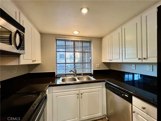 25521 Indian Hill Lane C, Laguna Hills, California 92653