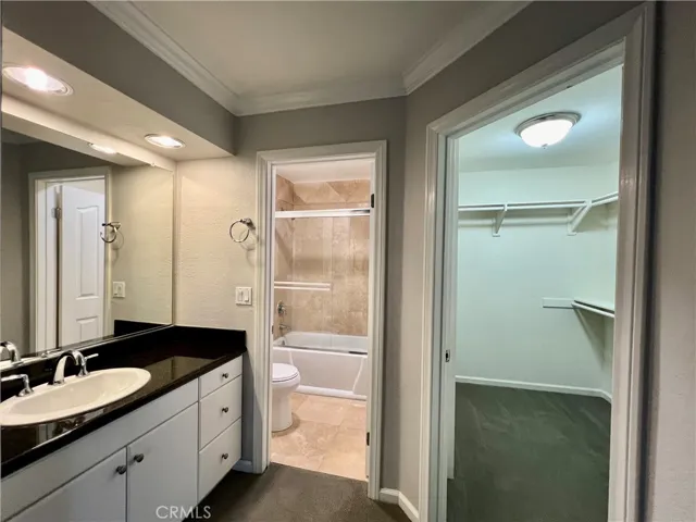 25521 Indian Hill Lane C, Laguna Hills, California 92653