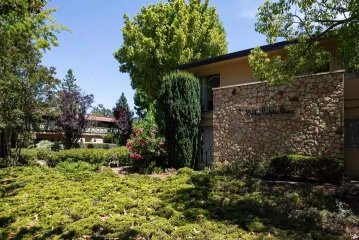 754 University Avenue, Palo Alto, California 94301