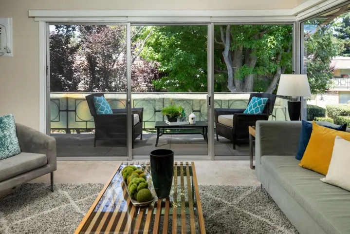754 University Avenue, Palo Alto, California 94301