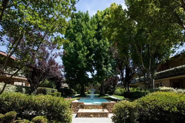 754 University Avenue, Palo Alto, California 94301