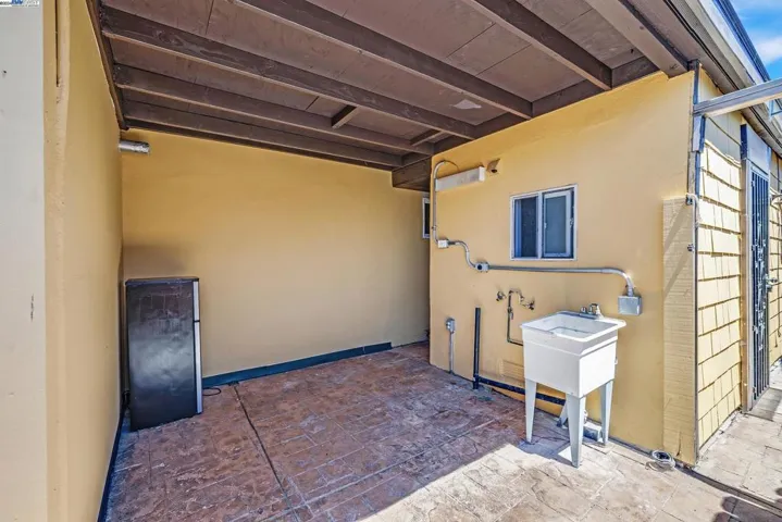 6239 Dairy Ave, Newark, California 94560