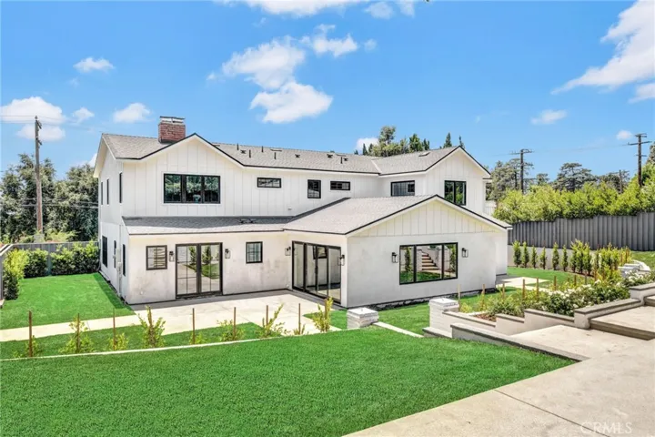 1135 Vista Del Valle Road, La Canada Flintridge, California 91011