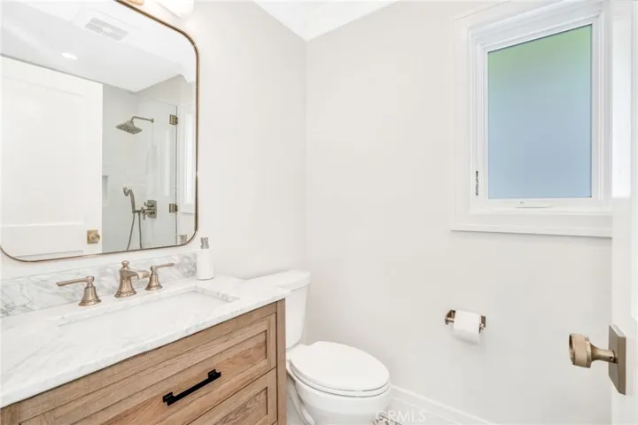 1135 Vista Del Valle Road, La Canada Flintridge, California 91011