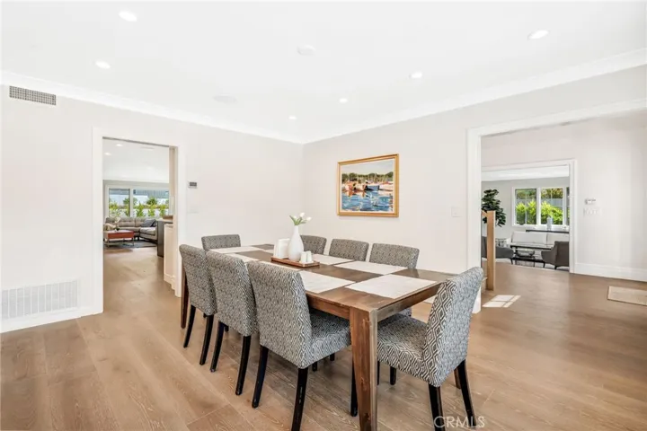 1135 Vista Del Valle Road, La Canada Flintridge, California 91011