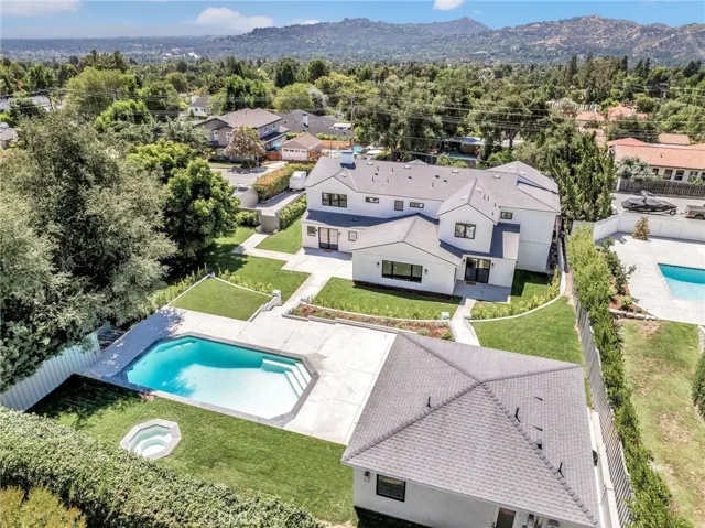 1135 Vista Del Valle Road, La Canada Flintridge, California 91011