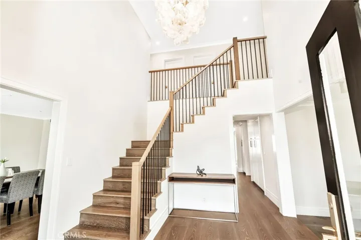 1135 Vista Del Valle Road, La Canada Flintridge, California 91011