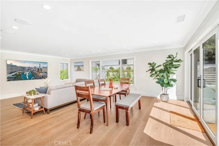 1135 Vista Del Valle Road, La Canada Flintridge, California 91011