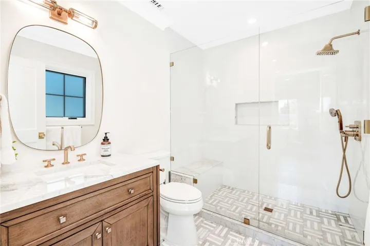 1135 Vista Del Valle Road, La Canada Flintridge, California 91011