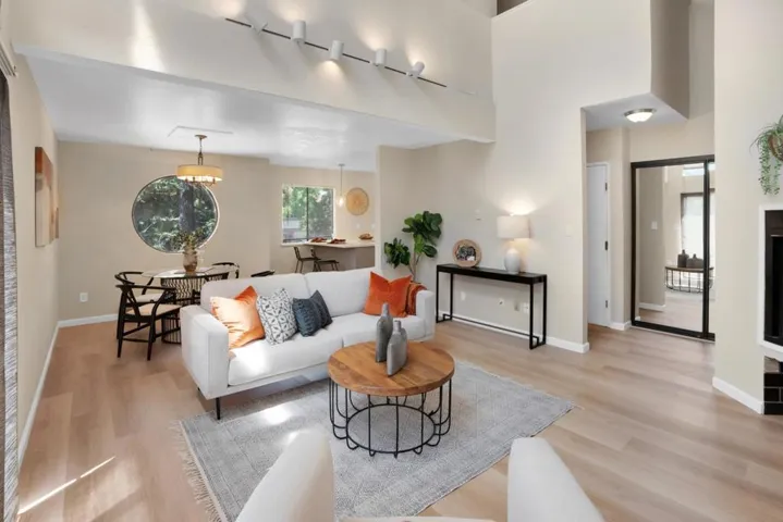 1122 Capri Drive, Campbell, California 95008