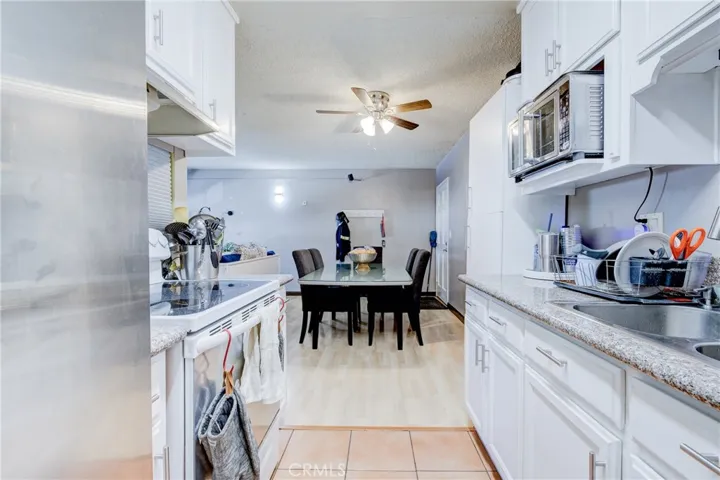 1133 Freeman Avenue, Long Beach, California 90804