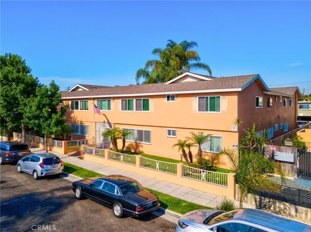 1133 Freeman Avenue, Long Beach, California 90804