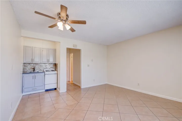 1133 Freeman Avenue, Long Beach, California 90804