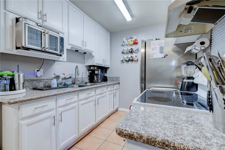 1133 Freeman Avenue, Long Beach, California 90804